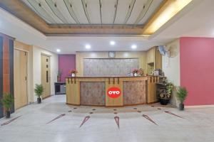 Hotel O Padmini Near Lakdikapool Metro Station