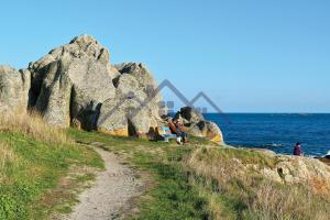 Appartements LocaLise au Guilvinec - A16 - Vue sur la mer, la piscine et le jardin - Tout a pied, plages, port, centre, commerces, marche - Wifi inclus - Animaux bienvenus - Linge de lit inclus : photos des chambres