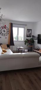 Sejours chez l'habitant a 8kms du circuit des 24 h du mans : Chambre Double