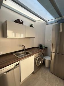 Acogedora y moderna casa en pueblo