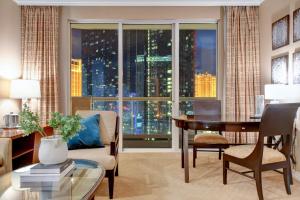 Balcony Full Strip View Suite MGM Signature FREE VALET