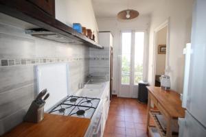 Appartements Roussy Nimes Romaine : photos des chambres