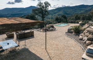 Villas Superbe Villa avec Piscine et jacuzzi chauffees, vue sur les collines : photos des chambres