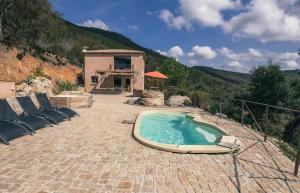 Villas Superbe Villa avec Piscine et jacuzzi chauffees, vue sur les collines : photos des chambres