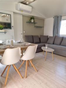 Campings MOBILE HOME ESTEREL AMIRA : photos des chambres