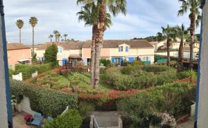 Villa Club T2 complètement rénové à Mar Vivo, plages à pieds, piscine