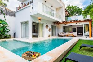 Villa EkBalam & Villa Flamingo, Luxury Villas, Private Pool, Private Garden, Jacuzzi, 24h Security