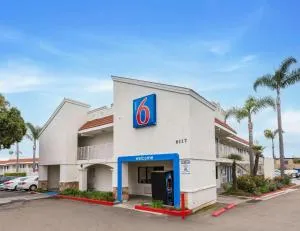 Motel 6-Carlsbad, CA - East Near LEGOLAND - 恩西尼塔斯