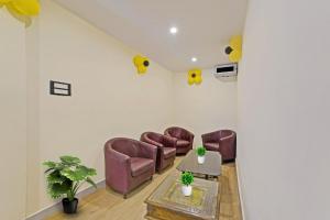 Townhouse Fantasea Hotels Near OMR