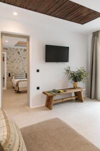Naxos Green Village Hotel