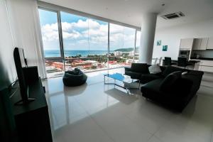 Large Penthouse 3BR with jacuzzi, Best for Kids