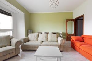 GuestHost - Bonola MM1 Comfy Apartment