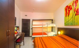 Family Room (2 Adults + 2 Children) room in Hotel Villa Del Mar