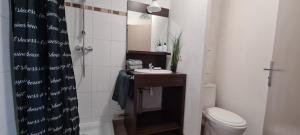 Appartements A112 Appartement Proche Disneyland Paris : photos des chambres