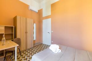 One-Bedroom Apartment with Terrace