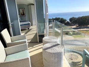 Spacious 2 bedroom space with breathtaking seaview