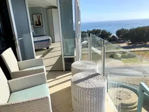 Spacious 2 bedroom space with breathtaking seaview - Dana Bay