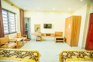 Song Ngọc Hạ Long Hotel