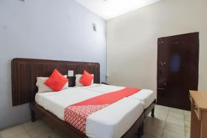Hotel O Regal Near Paradise Circle