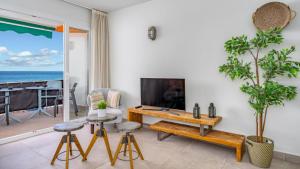 Beach line gemParadise Found