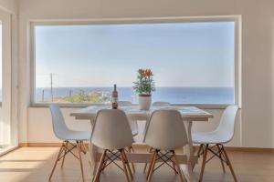 Stelianas House Top Floor Apartment with Private Jacuzzi