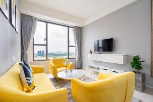 Saigon Home Apartment - Infinity Pool