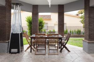Apartment Los Olivos Heated Pool