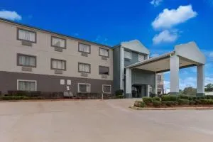 Quality Inn & Suites Pearl-Jackson - Brandon