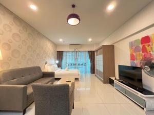 Mercu Summer Suites