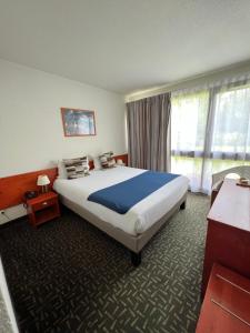 Hotels Logis La Belle Poule : Chambre Double