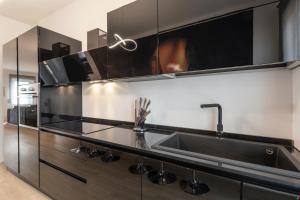 BnButler - Via Foppa 7 - 130 mq in Posizione Strategica