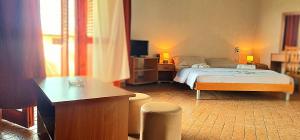 Bungalow with balcony room in FKK Ada Bojana