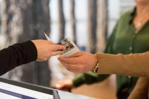 Beach Hotel I Kloeg Collection