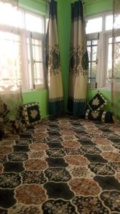 Hotel O Home Yasmeena Homestay