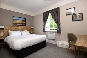Wheatsheaf, Baslow by Marstons Inns
