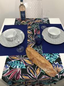 Appartements LA FONTAINE AP4355 By Riviera Holiday Homes : photos des chambres