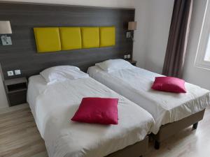 Hotels The Originals City, Hotel Le Cheval Rouge, Tours Ouest (Inter-Hotel) : photos des chambres