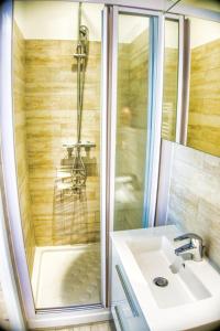 Cannes charming studio 50 meters from the beach !!