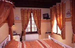 B&B / Chambres d'hotes Le Moulin d'eclaron : photos des chambres