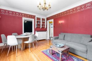 Charming Apartment - Amazing Downtown Location