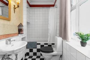 Charming Apartment - Amazing Downtown Location