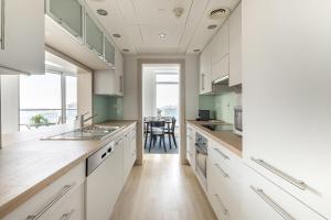 Frank Porter - Burj Views Tower A