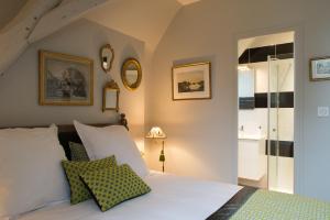 B&B / Chambres d'hotes La Folie Saint Julien : photos des chambres