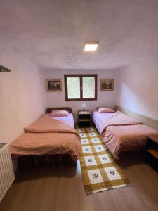 Gyimesi kulcsosház Casa de vacanta Ghimes