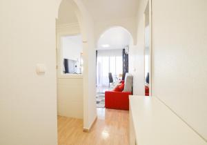 Schöne Wohnung mit Pool , Wi-Fi und privat Garage