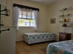 Incrível, piscina e a 3 min da praia