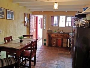 Laurel Candelaria Sweet Homes