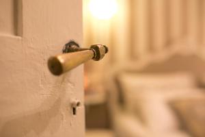 Zimmer mit Kingsize-Bett