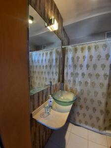 Impecable ambiente con terraza privada