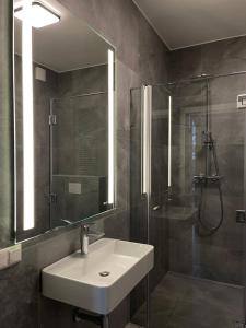 Modern New-Build Apt, managed by RentiFor